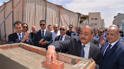 محافظ الإسماعيلية يضع حجر الأساس للتوسعات الجديدة بالمنطقة الحرة 
