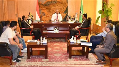 محافظ الفيوم يتابع تطوير المناطق غير المخططة 