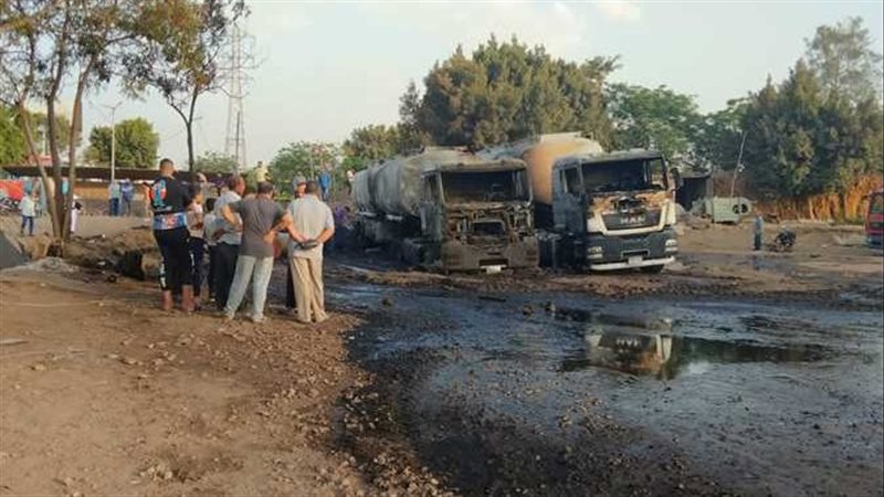 حريق بسيارة مواد