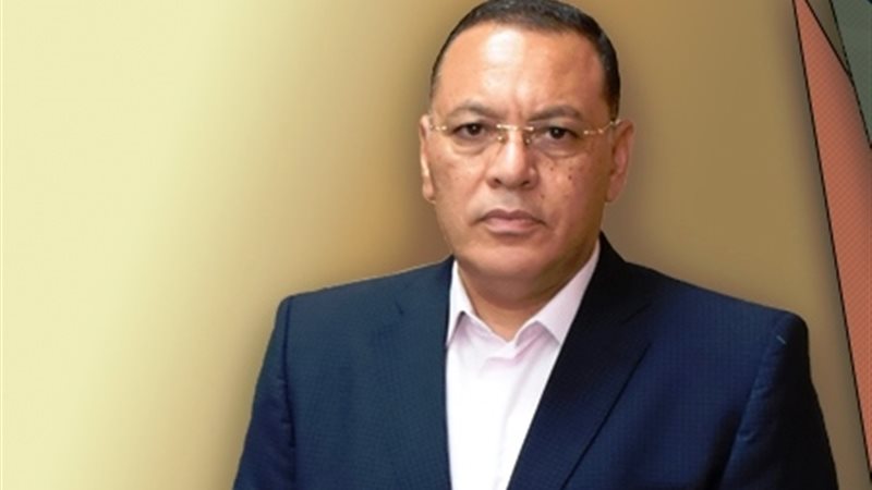 محافظ الشرقية ينعى