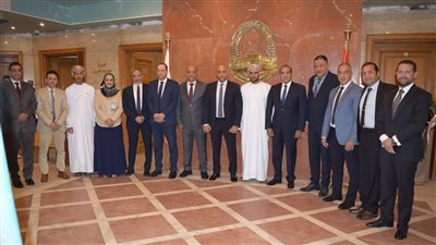 وفد عماني يزور غرفة القاهرة لبحث التعاون والتكامل التجاري والاستثماري