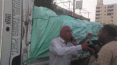 ضبط سيارة محملة بـ 5 أطنان قمح محلي قبل تهريبه بالعياط (صور)