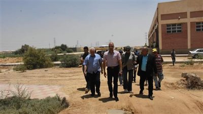 رئيس جهاز مدينة القاهرة الجديدة يتفقد محطات المياه المعالجة بطريق عين السخنة