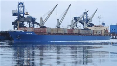 تصدير 44 ألف طن فوسفات عبر ميناء سفاجا إلى إندونيسيا