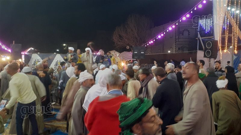 حلقات ذكر، فيتو