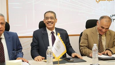 الحوار الوطني، ضياء رشوان ينتقد عدم الالتزام بجدول الأعمال بجلسة التعليم 