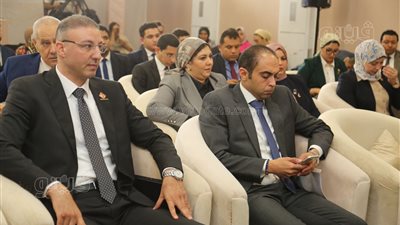 رجب أيمن: وزارة التضامن الاجتماعي لديها عبء كبير لمناقشة آثار القضية السكانية