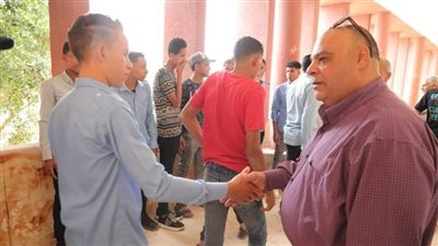 وكيل تعليم الوادي الجديد يتابع العمل بالخارجة الثانوية الصناعية (صور)