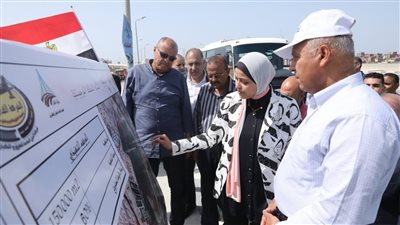 وزير النقل يتفقد مشروع محور الدخيلة - السخنة اللوجستي للحاويات