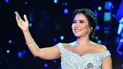 شيرين تبدع بأجمل أغنيات كوكب الشرق (فيديو) 