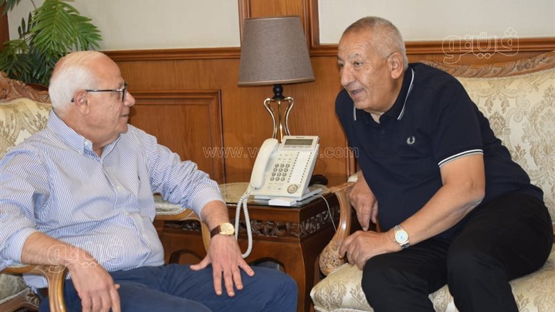 كامل أبو علي يعتذر
