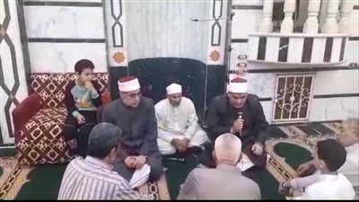 مساجد الإسماعيلية تصدح بالصلاة على النبي بعد فريضة الجمعة (فيديو)