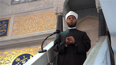 أسامة الأزهري يلقي خطبة الجمعة في أكبر مساجد داغستان (صور)