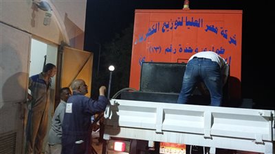 وزير الكهرباء يتابع توصيل مولدات الطوارئ لمدينة أبو سمبل