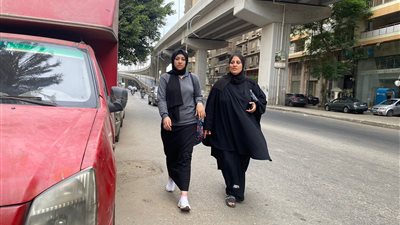 توافد طلاب الدبلومات الفنية على اللجان (صور) 