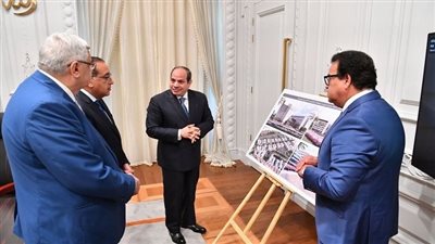 مستشار الرئيس للصحة يستعرض استراتيجية مصر في القضاء على شلل الأطفال