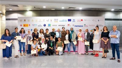 تكريم الفنانات فى ختام الملتقى الدولى الأول للتمكين بالفن بـ