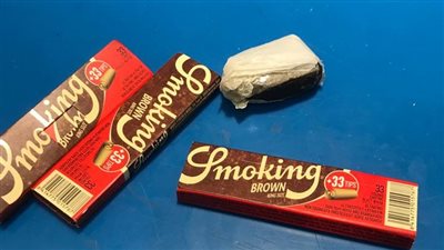 ضبط 4 ركاب بحوزتهم حشيش وعقاقير مخدرة في مطار القاهرة