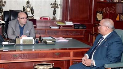 بمشاركة 28 ألف طالب، محافظ بني سويف يتابع انتظام امتحانات الدبلومات الفنية