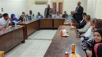 لقاء مع ممثلى النقابات العمالية بقنا والأقصر لتعزيز علاقات العمل