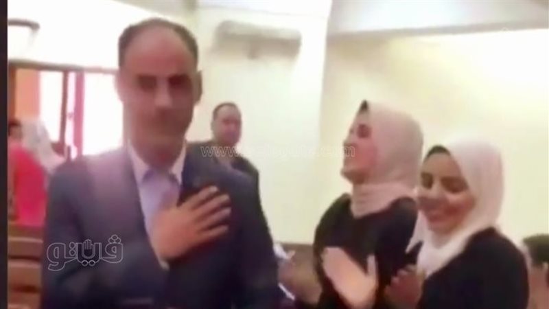 ممر شرفي لأستاذ بـنوعية