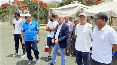محسن صلاح يتابع اختبارات الناشئين في نادي المقاولون