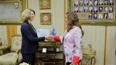 محافظ دمياط تستقبل وفد السفارة السويسرية والأمم المتحدة 