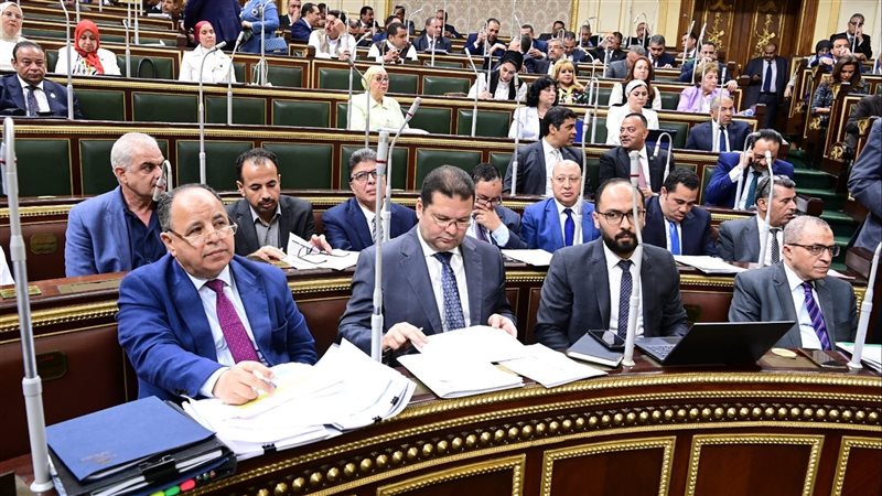 جلسة البرلمان بحضور