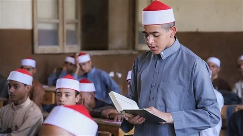 طلاب المعاهد الأزهرية،