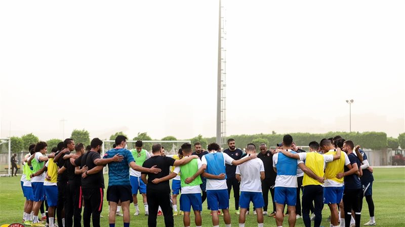 فيوتشر، فيتو
