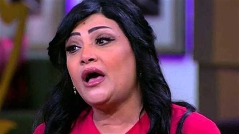 الفنانة بدرية طلبة،
