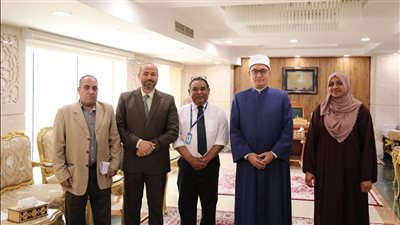 أمين البحوث الإسلامية يلتقي وفدًا من التعليم بالمالديف ويبحثان التعاون العلمي