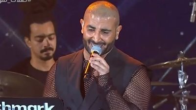 الموسيقيين: أحمد سعد خرج عن المألوف ولم يصدر قرار بالغاء حفله في مصر