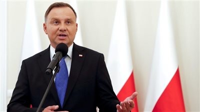 رئيس بولندا يهنئ مشجع كرة قدم بدلا من أردوغان بالفوز في الانتخابات التركية