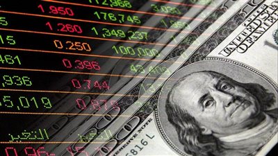 هل تأثير الأزمات العالمية طبيعي على مصر أم هناك مبالغة؟ يسري الشرقاوي يجيب