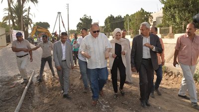 محافظ أسيوط يتفقد مشروع صرف صحي العقال البحري ومنشأة البداري 