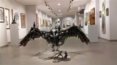 فن صلاح طاهر في حوار تشكيلي بصالون ضي الثقافي