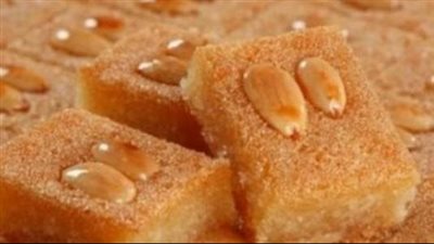 طريقة عمل البسبوسة بالسميد، في خطوات بسيطة 