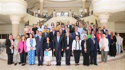 وزير الصحة: «القبالة» يمكنها تلبية 90% من احتياجات خدمات تحسين الصحة الإنجابية