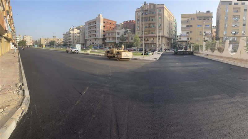 جانب من أعمال الرصف،