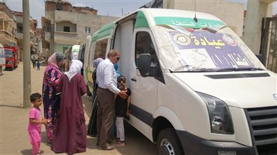 حياة كريمة تنظم قافلة طبية وبيطرية بمحافظة الغربية 