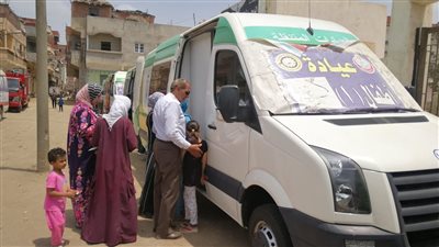 الكشف على 887 مواطنا في قافلة طبية ضمن 