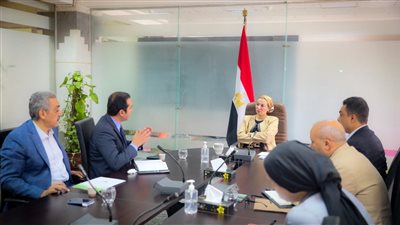 وزيرة البيئة تلتقي ممثلي شركة أسبيك لمعالجة المخلفات 