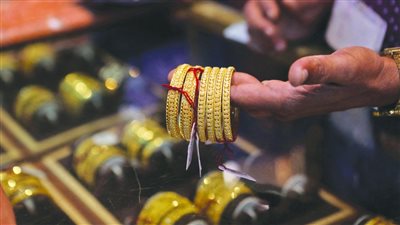 سعر جرام الذهب، تراجع أسعار المعدن الأصفر اليوم الثلاثاء 30-5-2023