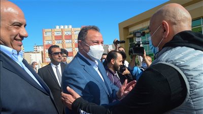 الأهلي يدعو حسام وإبراهيم حسن لحضور افتتاح فرع النادى بالتجمع الخامس