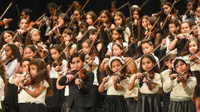 أنامل طلاب تنمية المواهب تعزف على أوتار الإبداع في حفل فني بأوبرا الإسكندرية 