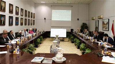 المجلس الأعلى للآثار يكشف مستجدات ترميم صالة الأعمدة بمعبد الكرنك