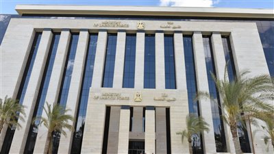 القوى العاملة تعلن عن 3687 فرصة عمل في 12 محافظة