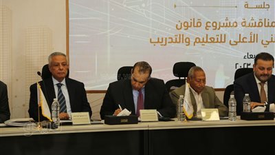 الحوار الوطني، أشرف الشيحي: التعليم يهدف إلى بناء الإنسان والارتقاء للمنافسة عالميا (صور)