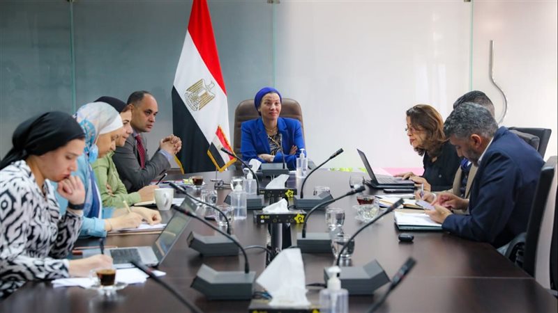 وزيرة البيئة، فيتو